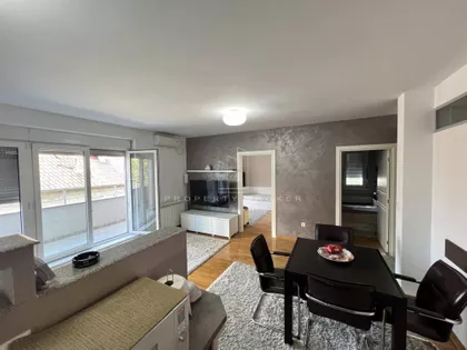 Steve Todorovića | 4zida.rs