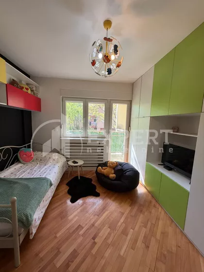 Božidarčeva | 4zida.rs