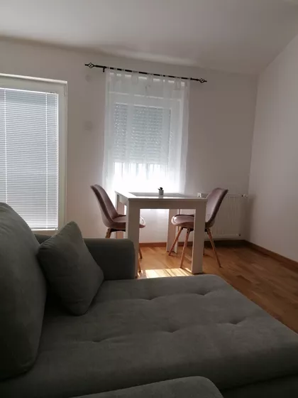 Jugovićevo | 4zida.rs