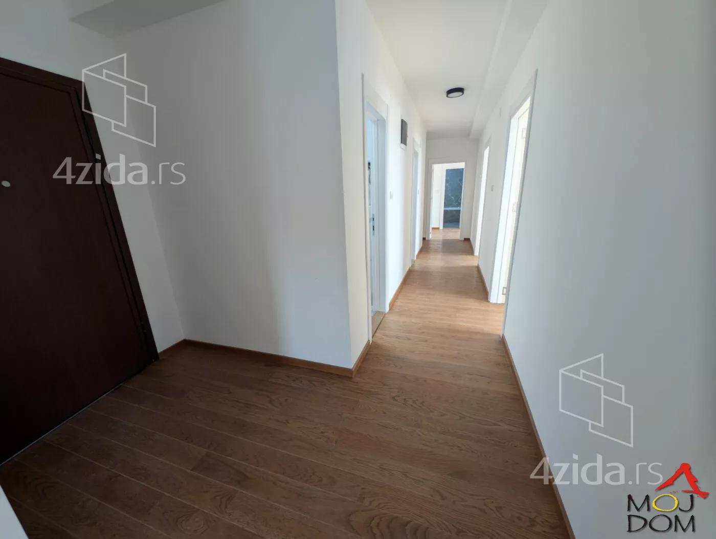 Šestosoban stan | 4zida