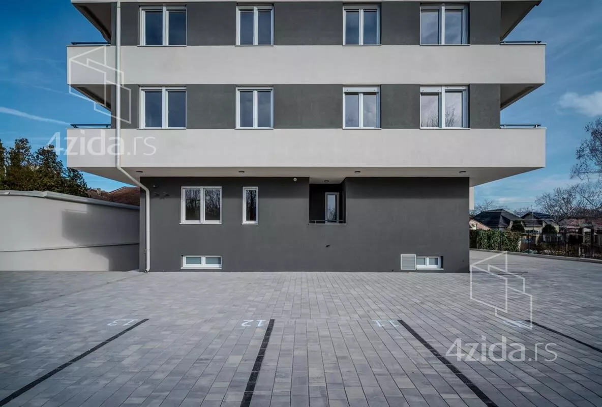 Četvorosoban stan | 4zida