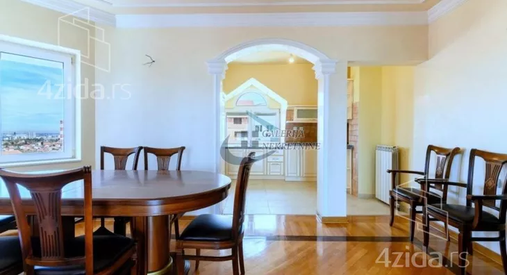 Četvorosoban stan | 4zida