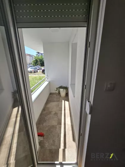 Novo Naselje | 4zida.rs