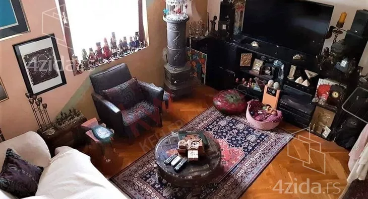 Petosoban stan | 4zida