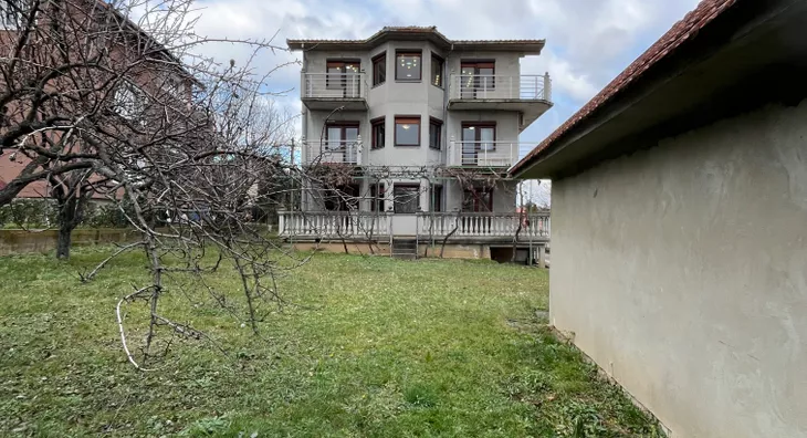 3-etažna kuća | 4zida