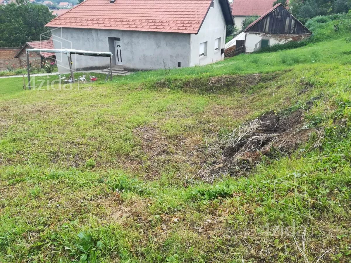Plac | 4zida