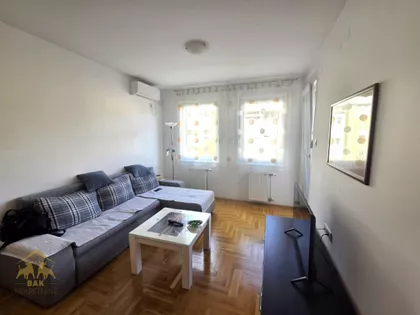 Banatić | 4zida.rs