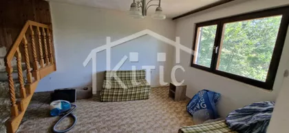 Crveni Krst | 4zida.rs