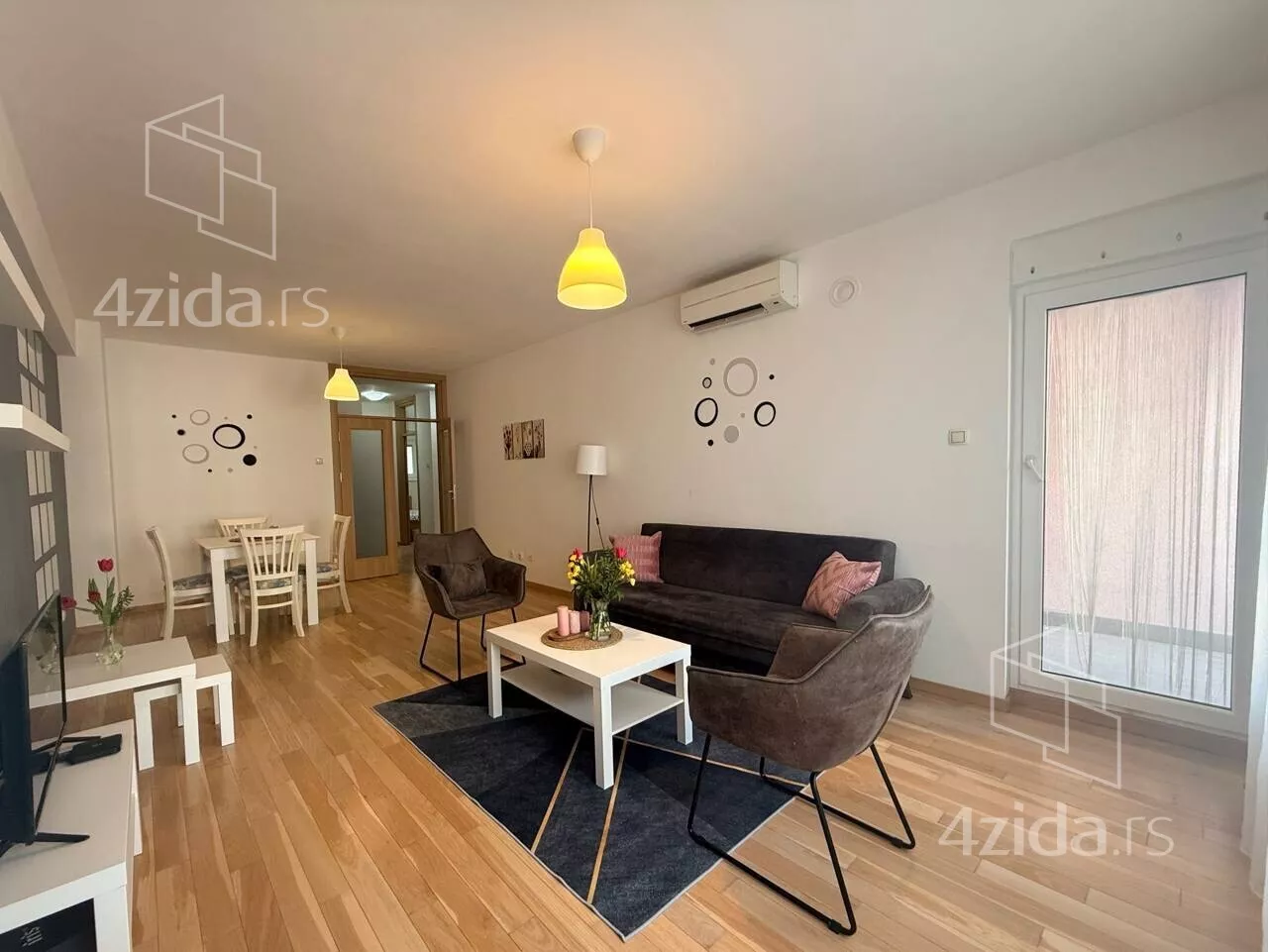 Trosoban stan | 4zida