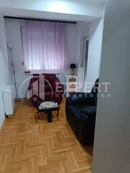 Romanijska | 4zida.rs
