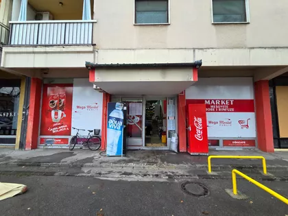 Trg Jakaba I Komora 8 | 4zida.rs