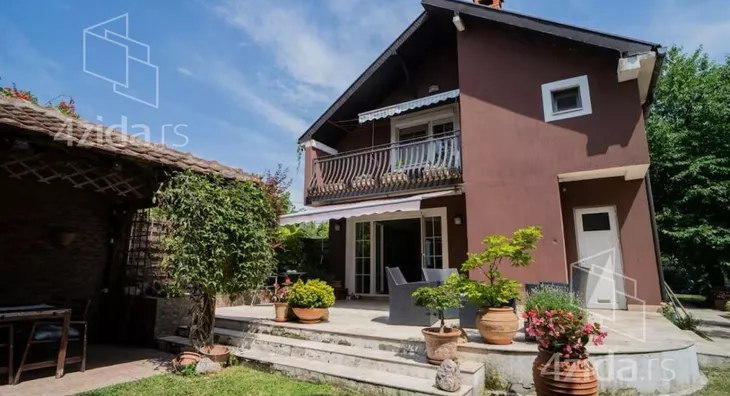 Kuća | 4zida