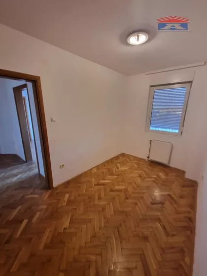 Železnička stanica | 4zida.rs