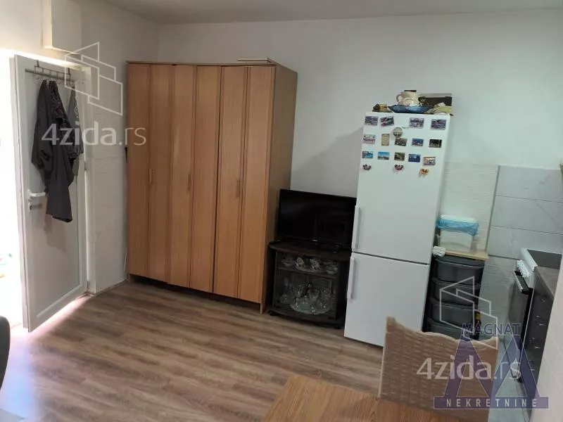 Garsonjera | 4zida