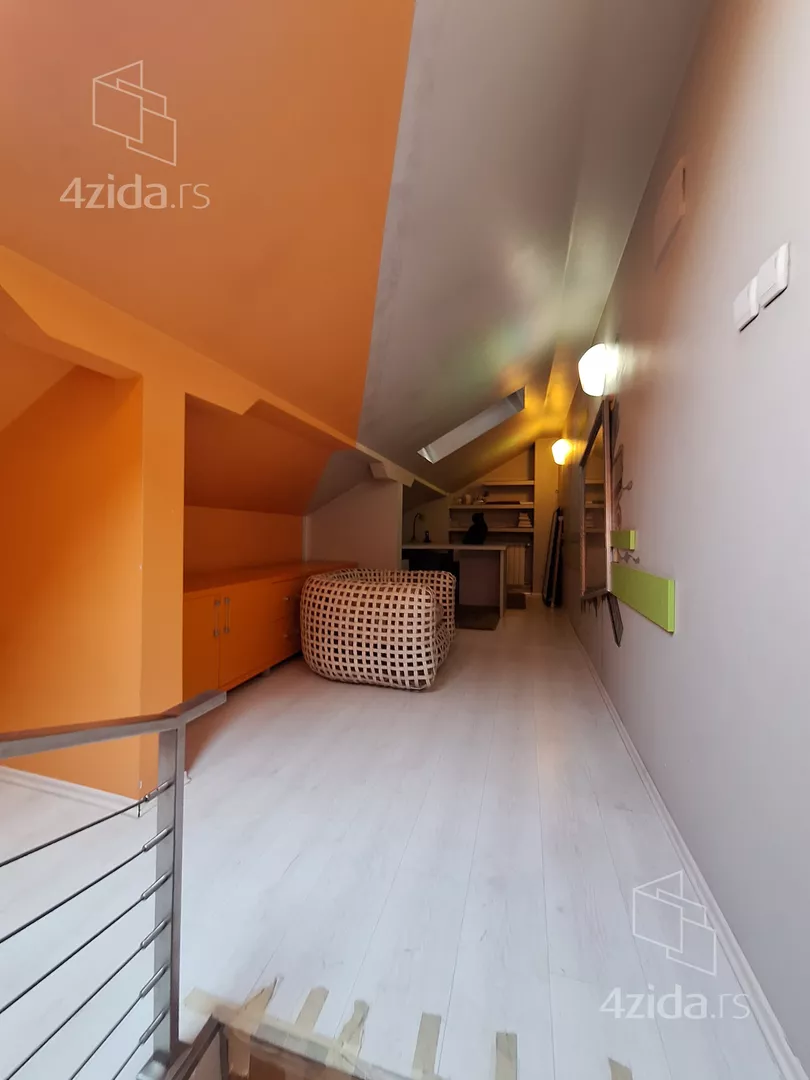 4-etažna kuća | 4zida