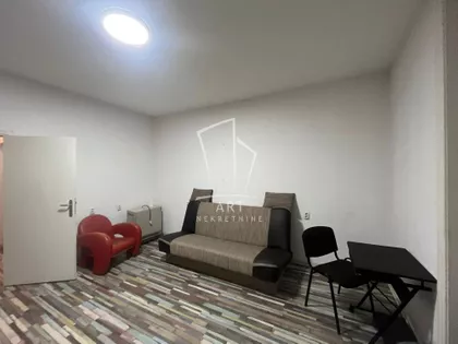 Dečanska | 4zida.rs