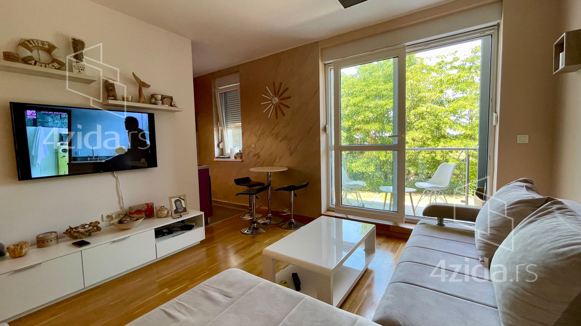 Stan – Novi Sad - Više