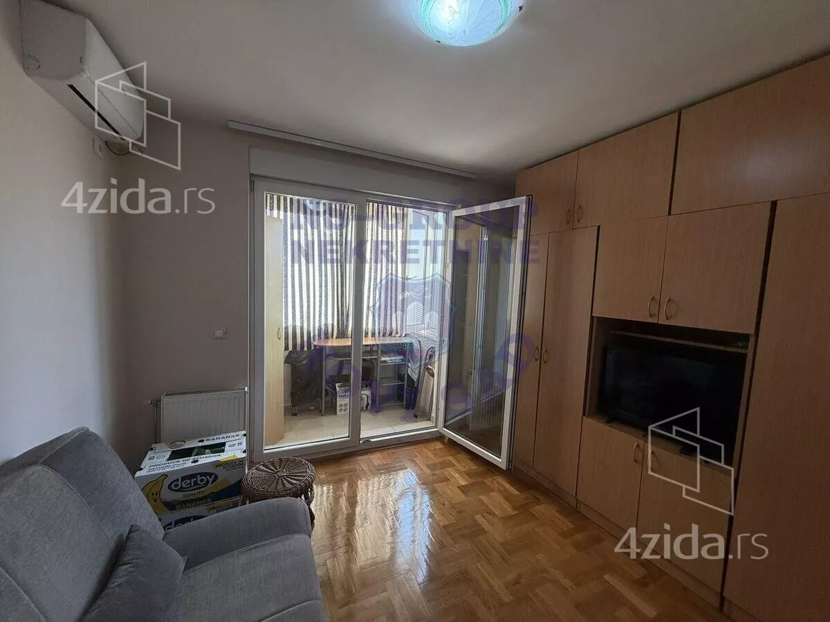 Garsonjera | 4zida