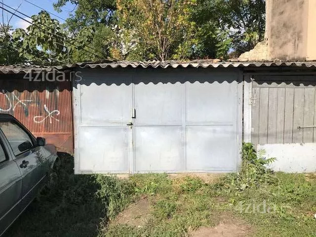 Garaža | 4zida