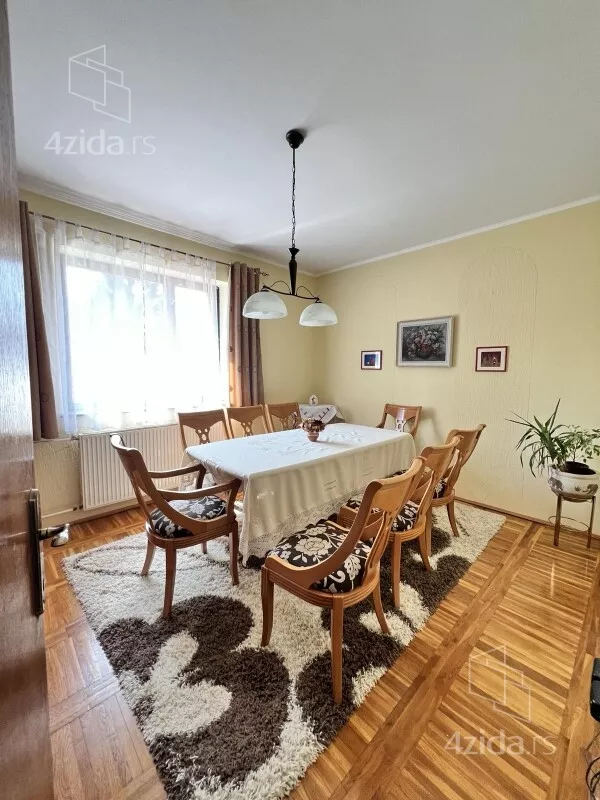 Kuća | 4zida