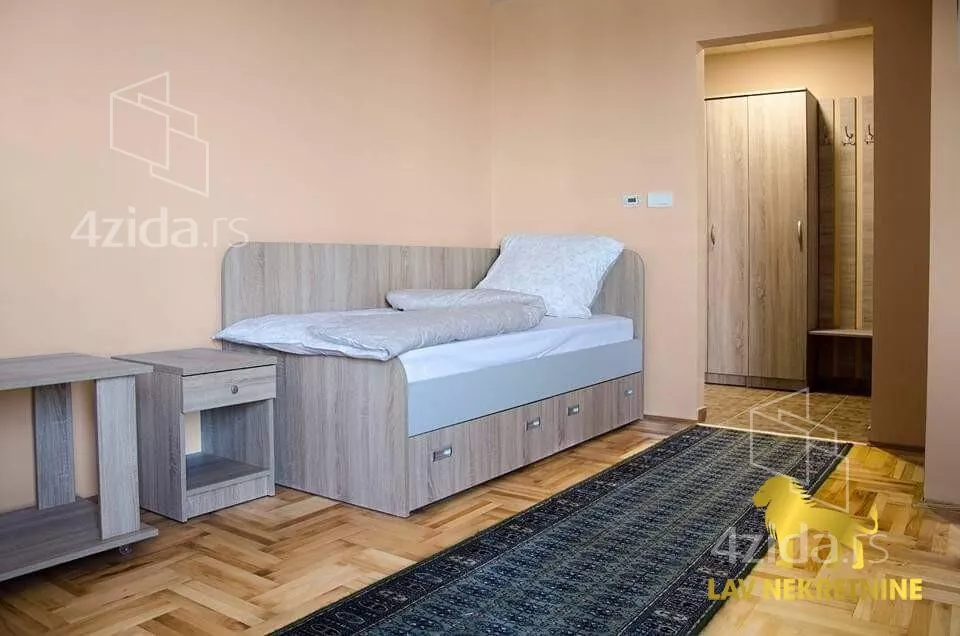 Garsonjera | 4zida