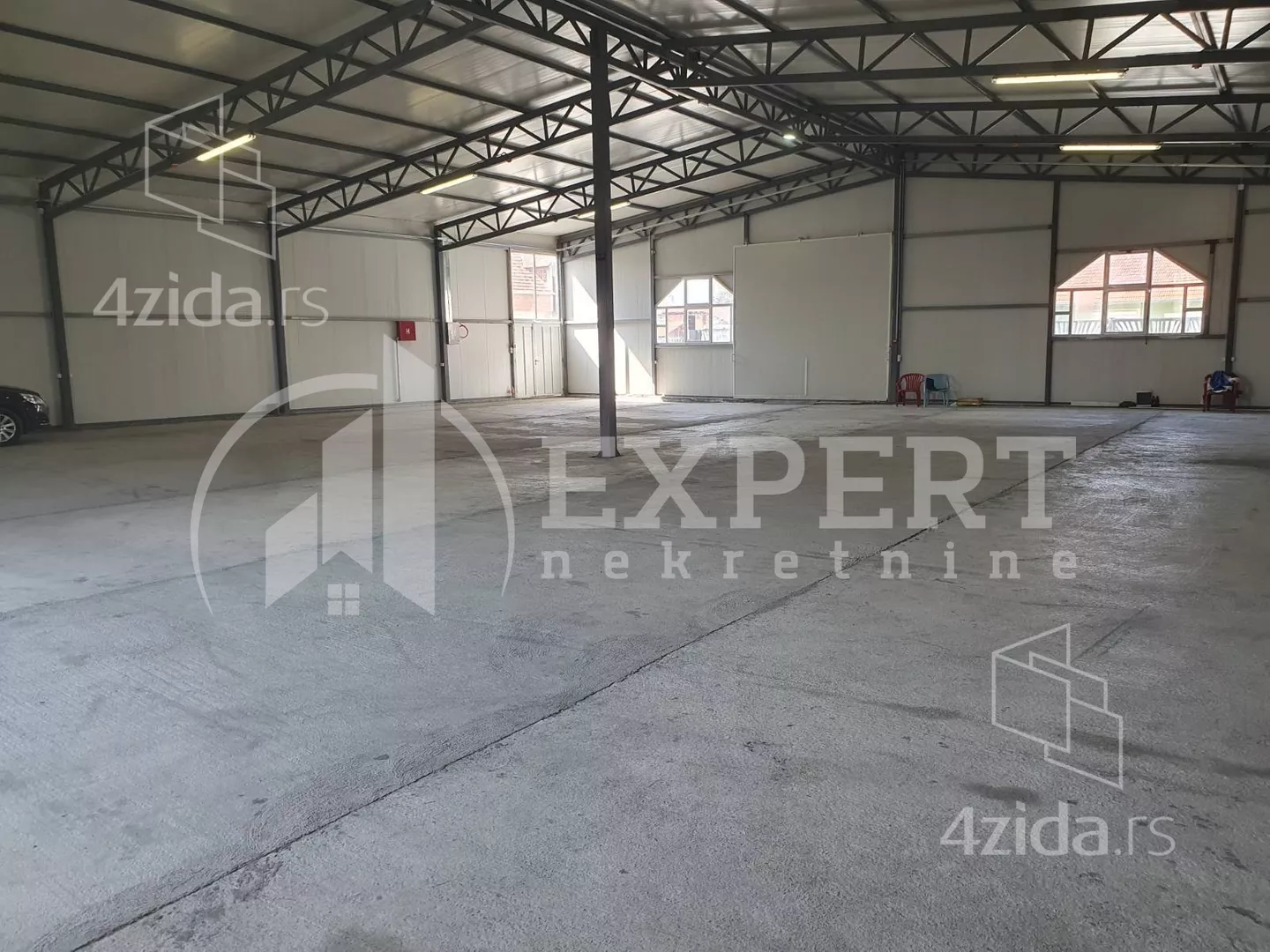 Lokal | 4zida
