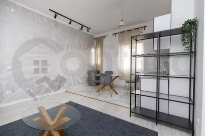 Francuska | 4zida.rs