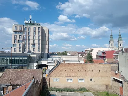 Trg Mučenika | 4zida.rs