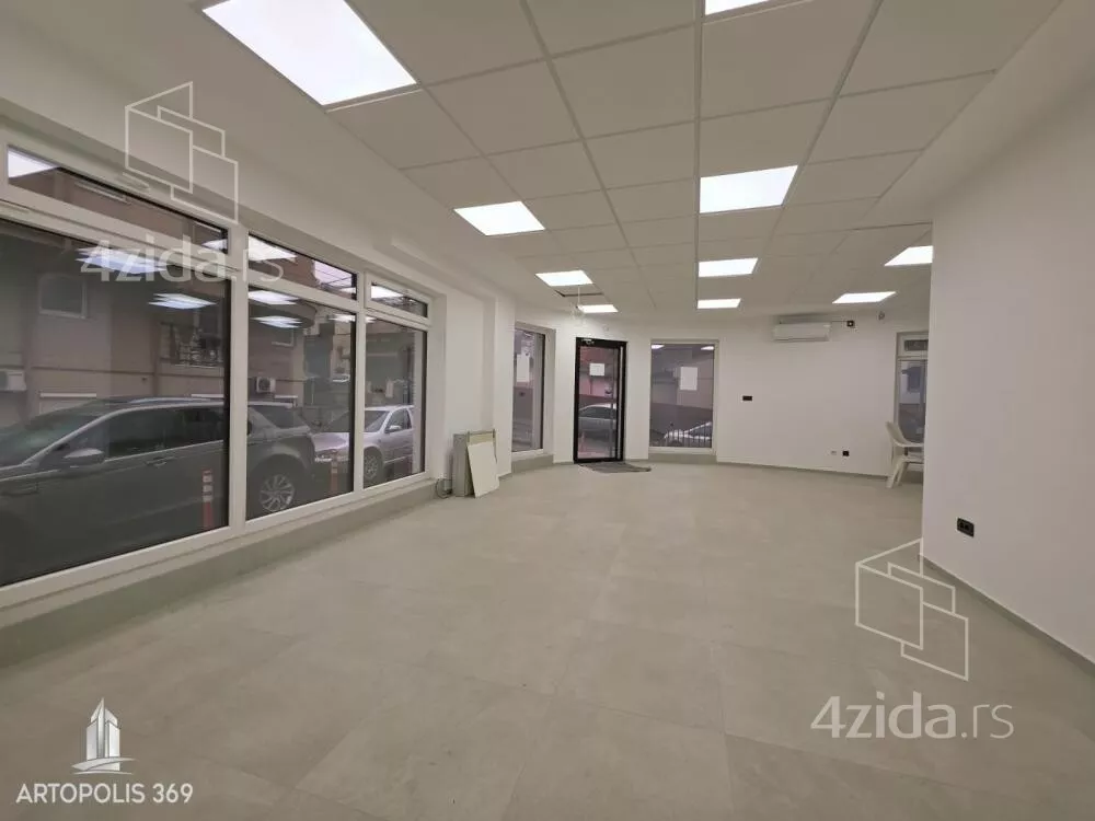 Poslovni prostor | 4zida