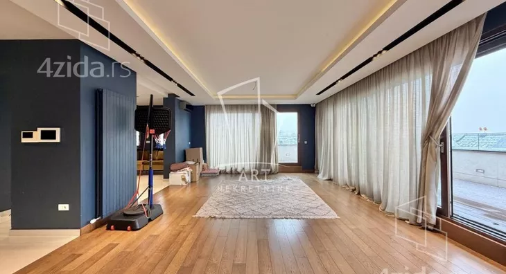 Petosoban stan | 4zida