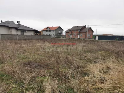 Izvorska-Surčin | 4zida.rs