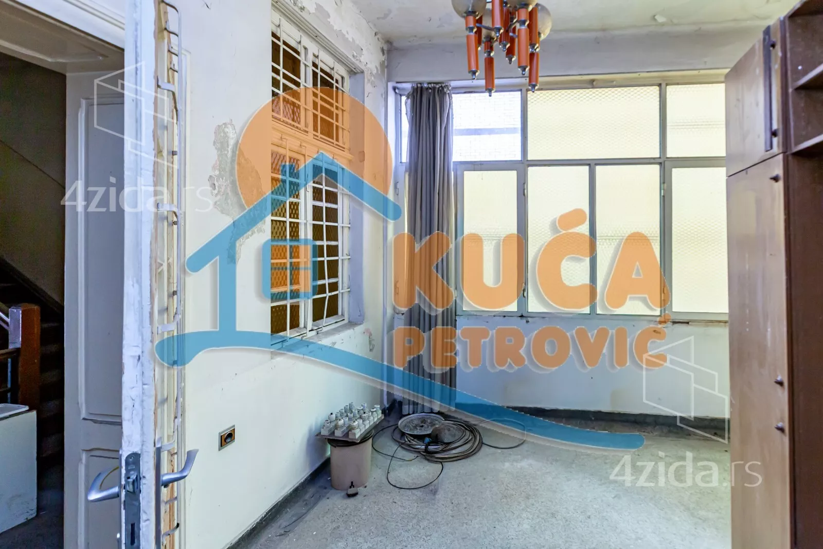 Troiposoban stan | 4zida