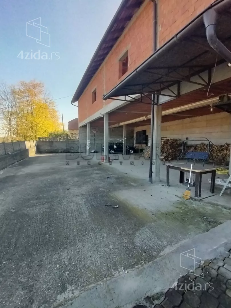 2-etažna kuća | 4zida