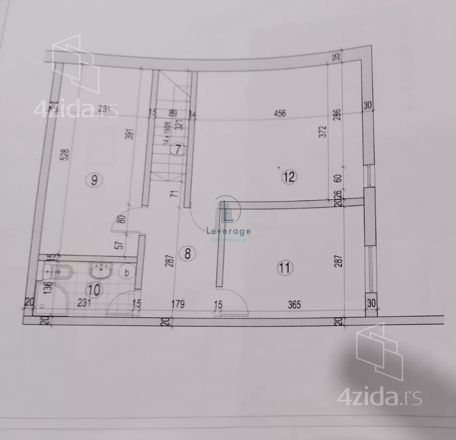 Petosoban stan | 4zida