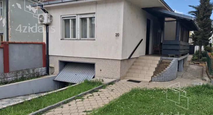 Kuća | 4zida