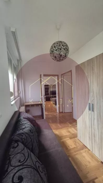 Kanarevo Brdo | 4zida.rs