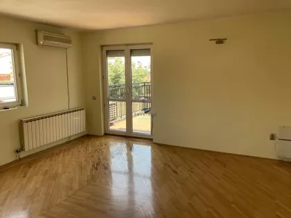 Hadži Melentijeva | 4zida.rs