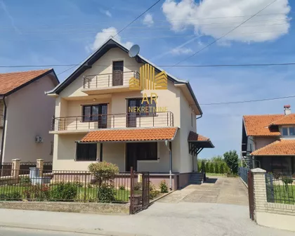 Okolne lokacije | 4zida.rs
