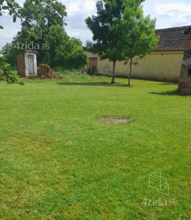 Land · 7850 m² · Bogatić