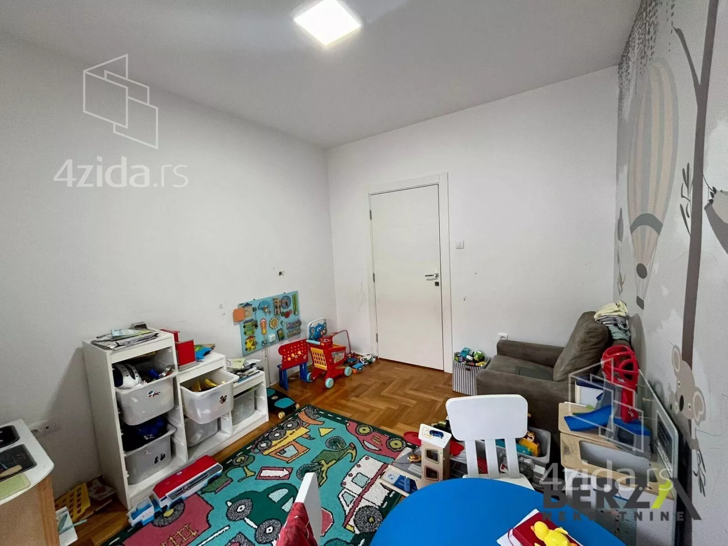 Četvorosoban stan | 4zida