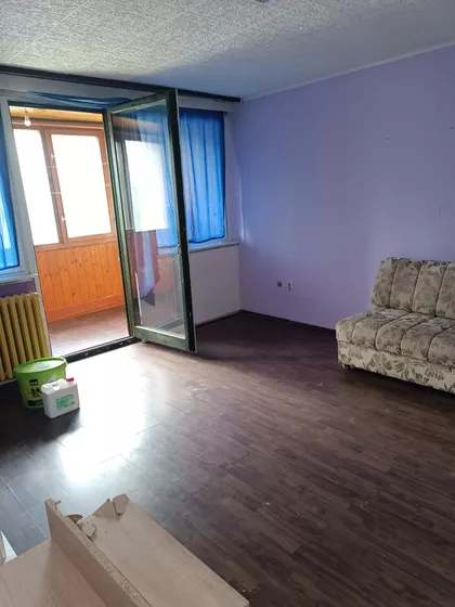 Lovre Bračuljevića | 4zida.rs