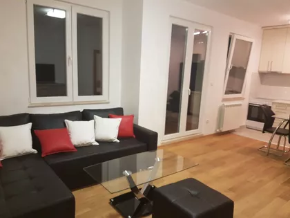 Krfska | 4zida.rs
