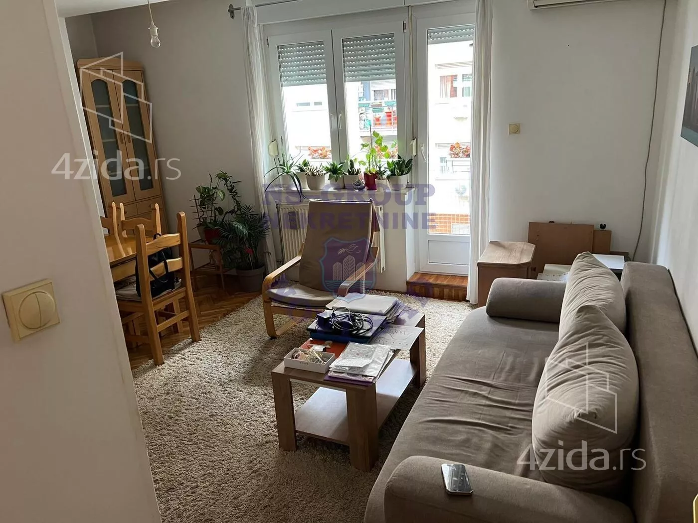 Dvoiposoban stan | 4zida