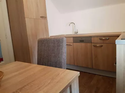 Tršćanska | 4zida.rs