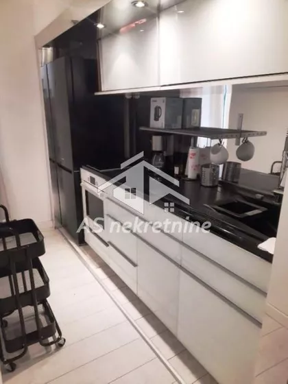 Sarajevska | 4zida.rs