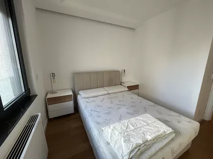 Crveni Krst Vračar | 4zida.rs