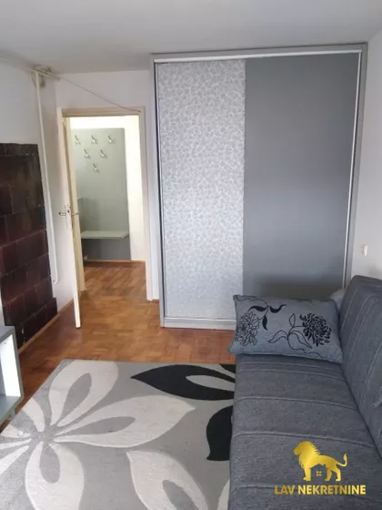 BRAĆE KRKLJUŠ | 4zida.rs