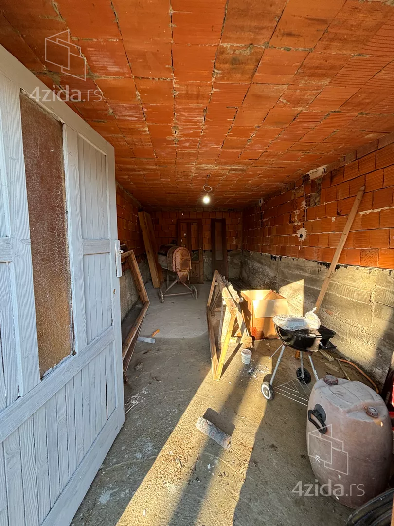 3-etažna kuća | 4zida