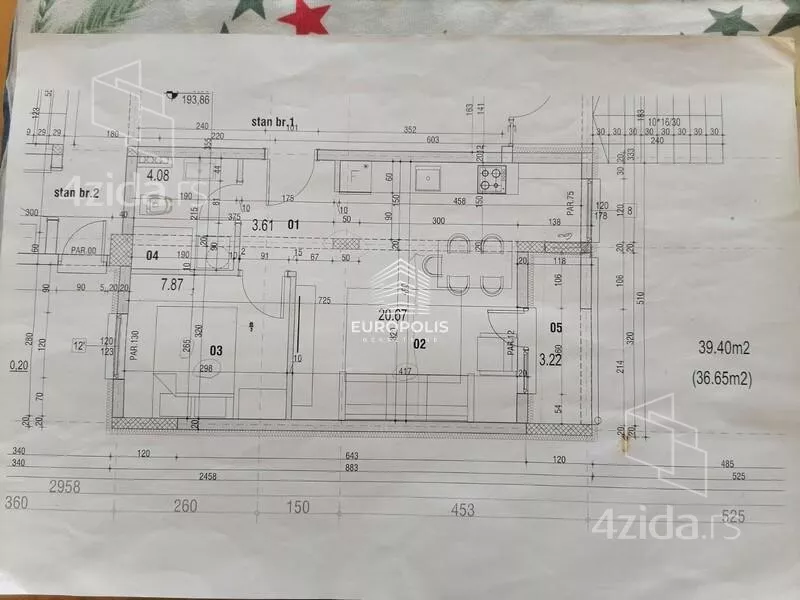 Jednoiposoban stan | 4zida