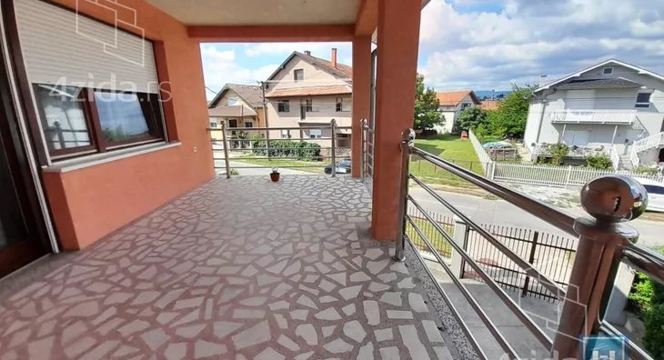 Kuća | 4zida